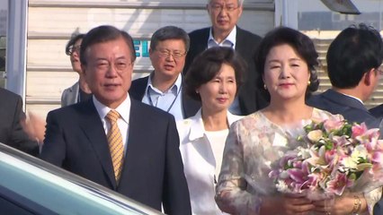 문재인 대통령, 인도 도착...모레 한-인도 정상회담 / YTN