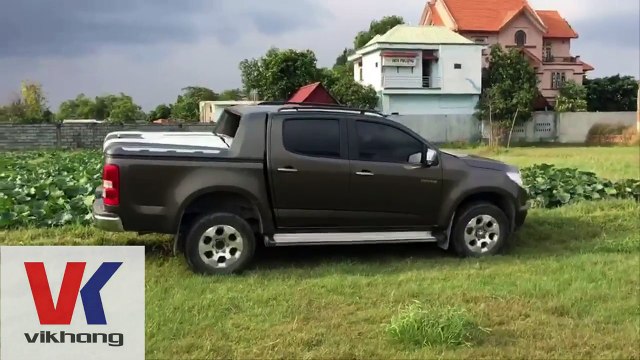 Nắp thùng xe bán tải Chevrolet Colorado - CSW1