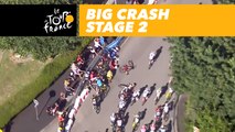 Grosse chute ! / Big crash! - Étape 2 / Stage 2 - Tour de France 2018