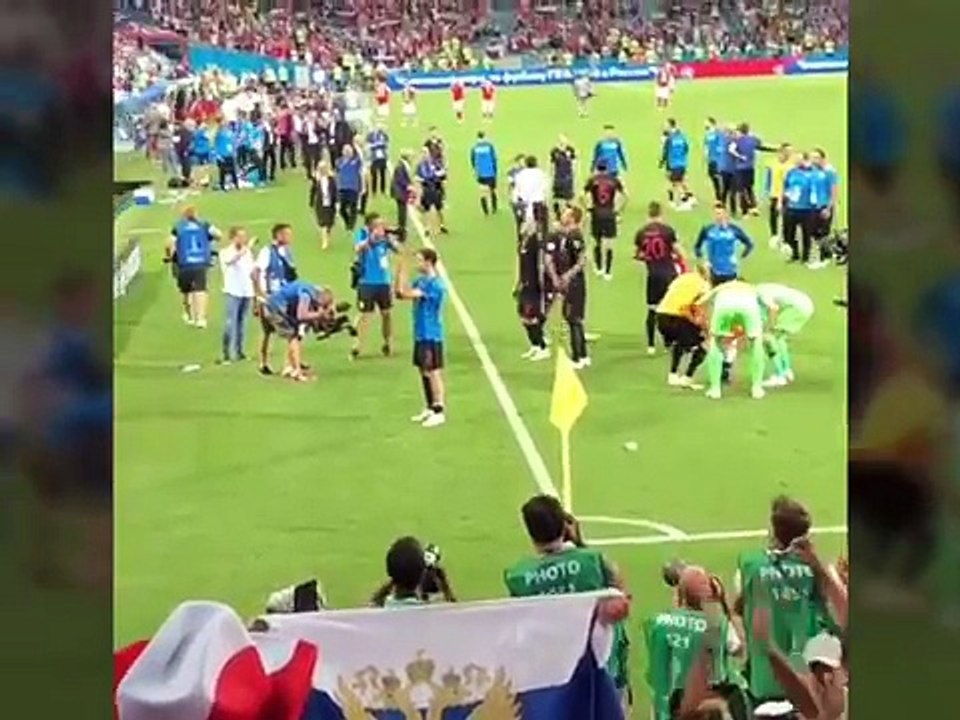 Así celebró Modric y Kovacic con la afición la clasificación a semifinales del mundial Rusia 2018