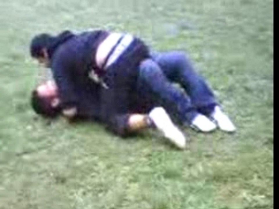 Baston entre 2 potes