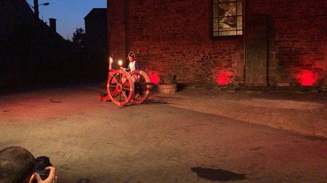 Le canon surprend les spectateurs