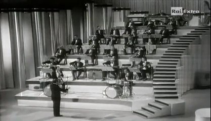 Nicola Di Bari - Un uomo molte cose non le sa