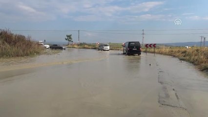 Şiddetli Yağış Ulaşımı Aksattı