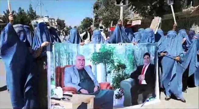 اعتراضات در فاریاب به خاطر رهایی نظام الدین قیصاری که فرد نزدیک به عبدالرشید دوستم است نگرانی هایی را به وجود آورده است. اما مقامات وزارت دفاع می گویند که امنی