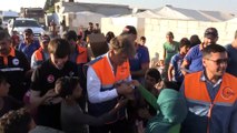 Ünlü Türk cerrah Dr. Mehmet Öz Suriye'de - AZEZ
