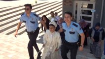 Polis Aracı Şehit Kardeşine Sünnet Arabası Oldu
