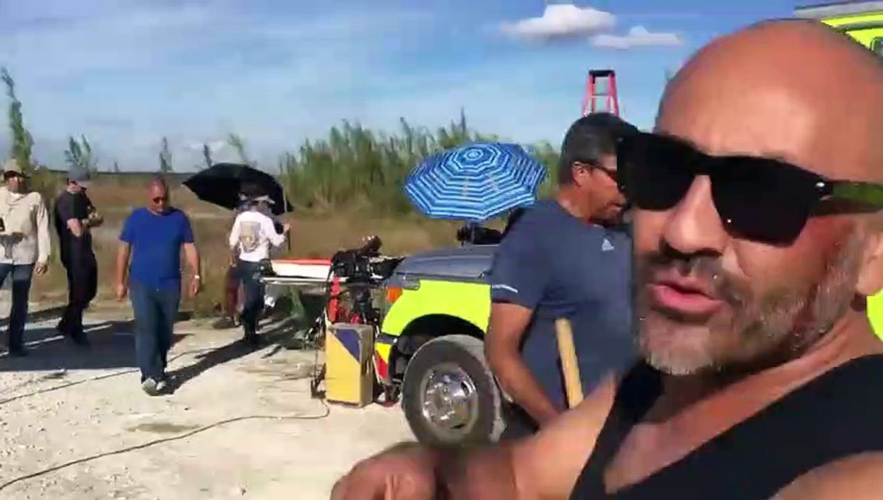 Al Otro Lado Del Muro | Marjorie De Sousa y Litzy hablan sobre la escena del muro |
