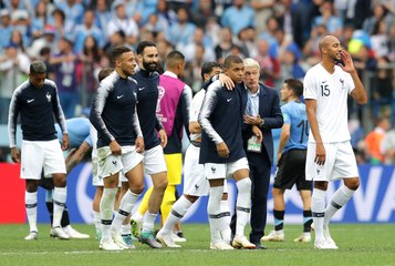 Mondial : les Bleus verseront une partie de leur prime à une association