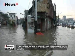 Download Video: Jakarta Masih Banjir, Pertokoan & Perkantoran di Jatinegara tutup Karena Banjir - iNews Siang 16/02