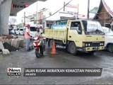 Jalan rusak di DKI mengakibatkan kemacetan panjang - iNews Malam 17/02