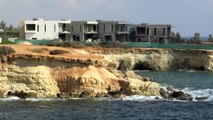المشاريع العقارية تهدد ملاجئ أنواع نادرة من الفقمة في قبرص