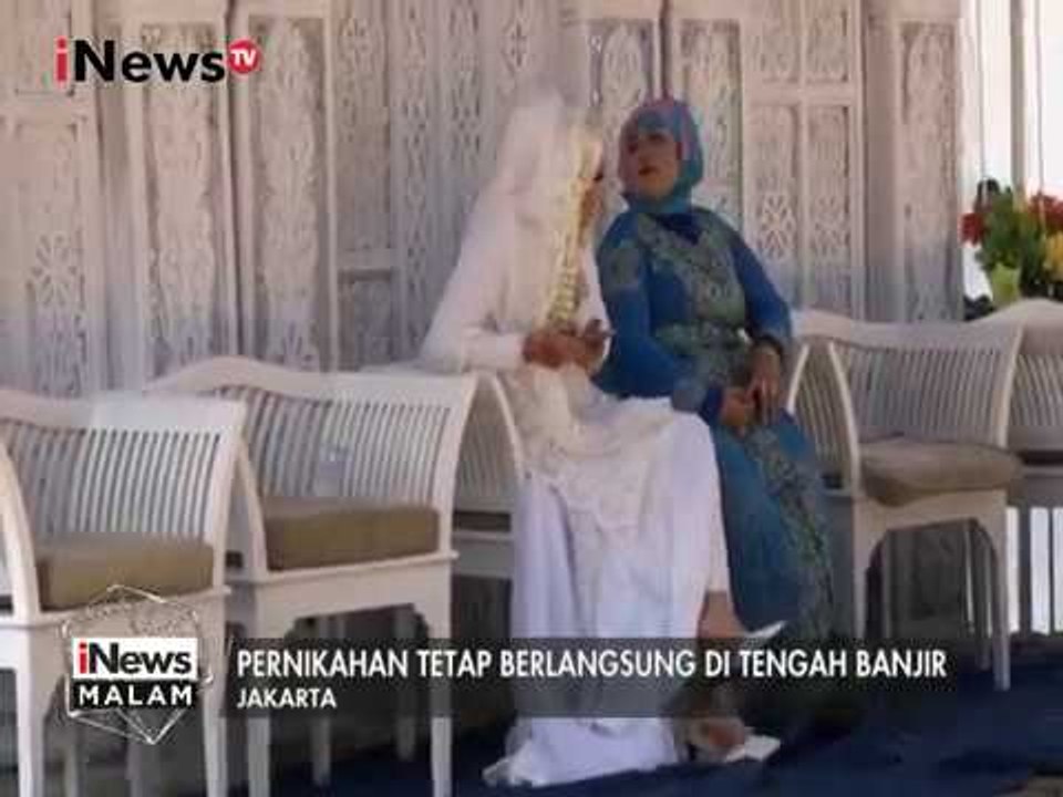 Meski Tergenang Banjir, Tak Menghalangi Sepasang Kekasih Untuk Menikah - iNews Malam 08/03