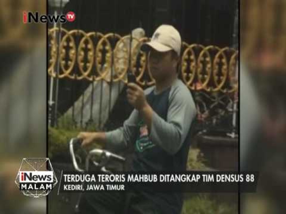 Densus 88 menangkap terduga teroris di Kediri Jawa Timur - iNews Malam 14/03