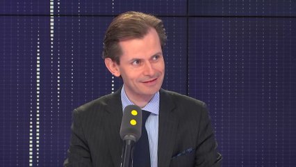 "Il y a un projet de Constitution Macron", redoute Guillaume Larrivé