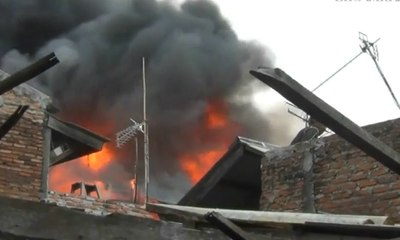 10 Rumah Terbakar di Kawasan Palmerah, Jakarta