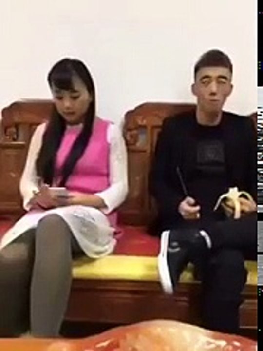 هههههههههههههههه الزوج يمزح مع زوجته وهي انتقمت منه .... يخرب بيتها مش هيك هههههههههههههههه