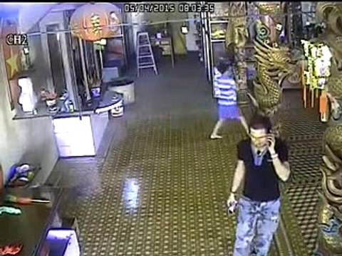 LÀM CHI VIỆC TỘI LỖI NÀY...ĐƯỢC BAO NHIÊU TIỀN..........ĐỂ SỐNG ĐƯỢC BAO NHIÊU NGÀY............MÀ SẼ BỊ ĐỌA ĐỊA NGỤC MÀ THÔI.............