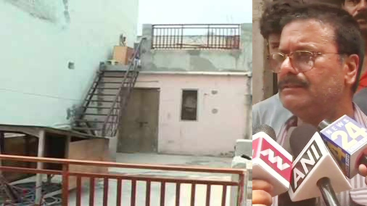 Burari Case: Bhatia Family के बड़े बेटे Dinesh ने कहा उसी घर में रहूँगा, वहां कोई भूत नहीं है