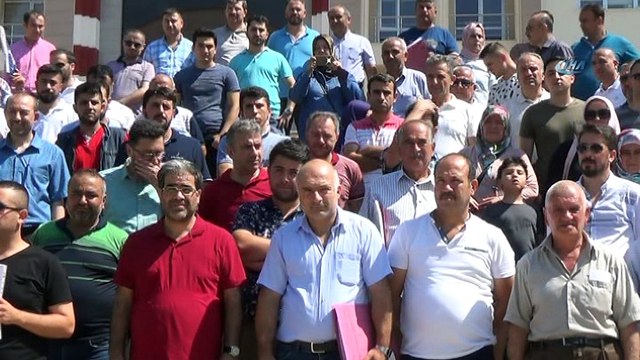 Ev sahibi olacaklardı dolandırıldılar