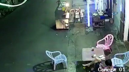 - Sarhoş Motosikletli Az Daha Canından Oluyordu