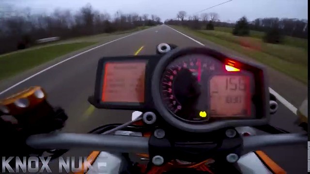 KTM SUPER DUKE R vs Aprilia TUONO Max Wrist
