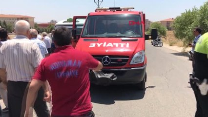 Adıyaman'da Minibüs Devrildi 1 Ölü, 1 Yaralı