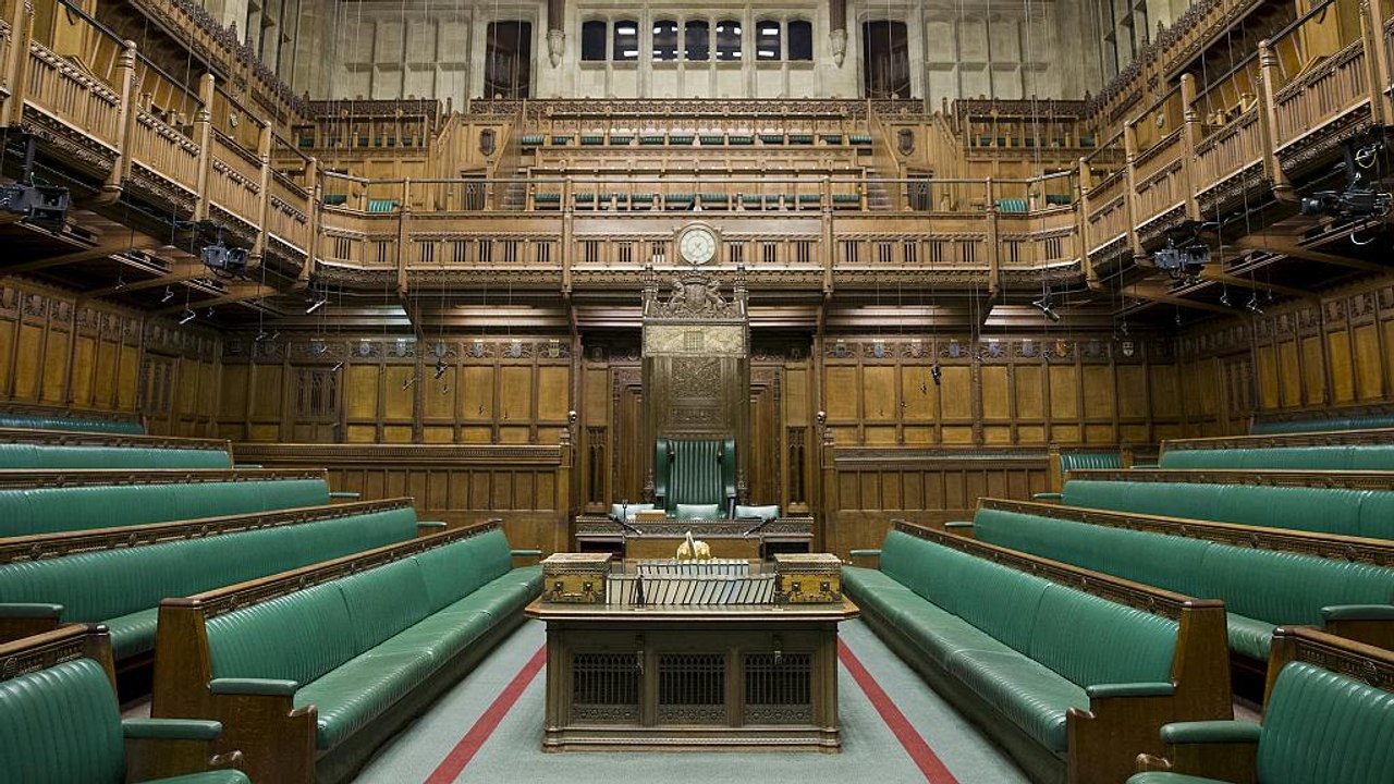 London: Massive Regierungskrise nach Minister-Rücktritten