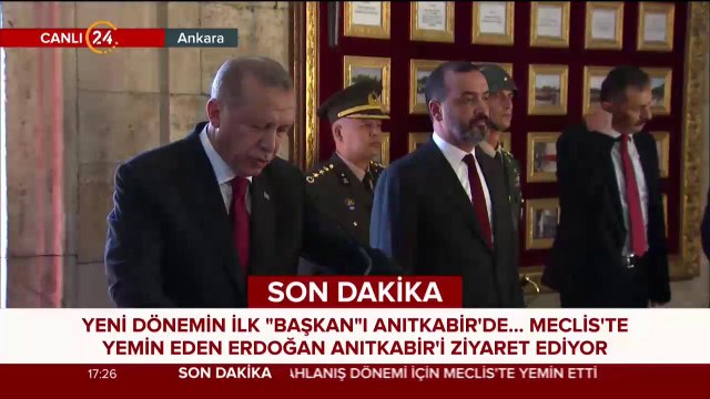 Başkan Erdoğan Anıtkabir Özel Defterini imzaladı