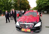 Cumhurbaşkanı Erdoğan, TBMM'ye Gelişinde Güllerle Karşılandı