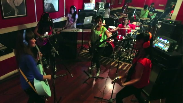 AKB48-JKT48 - Baby! Baby! Baby! (@JuwitaBand Cover)