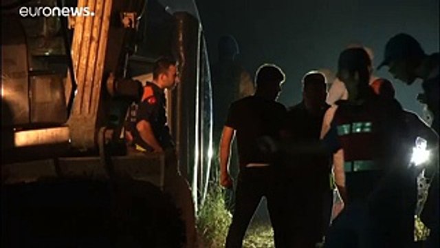 Крушение поезда в Турции: число жертв возросло