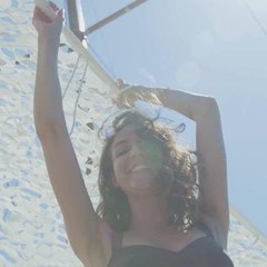 Calvi On The Rocks x Tinder - Voilier