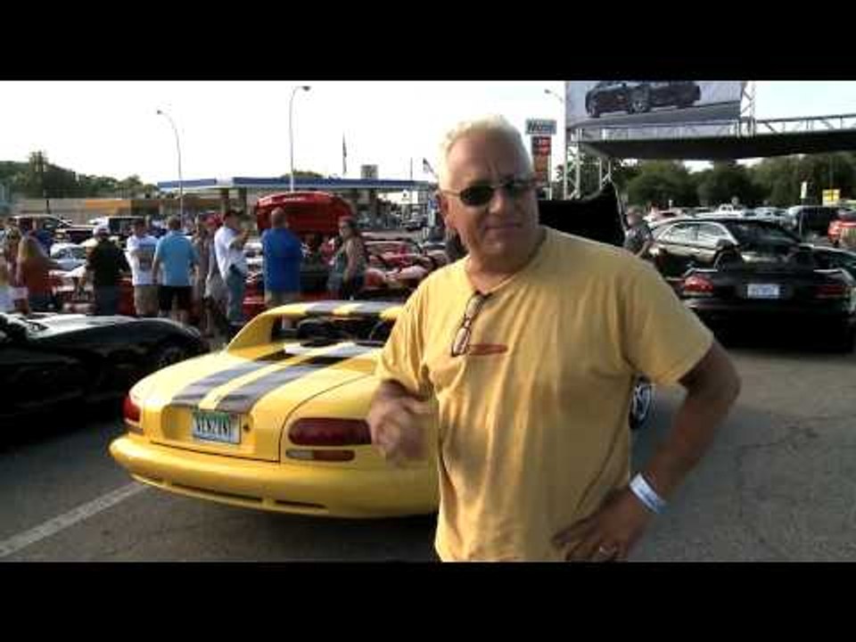 Viper Night at 2015 Woodward Dream Cruise | AutoMotoTV