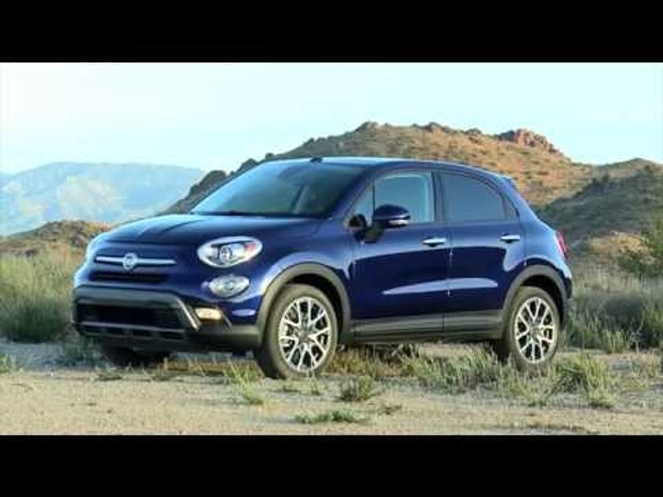All New 2016 Fiat 500x Trekking Plus in Blue | AutoMotoTV