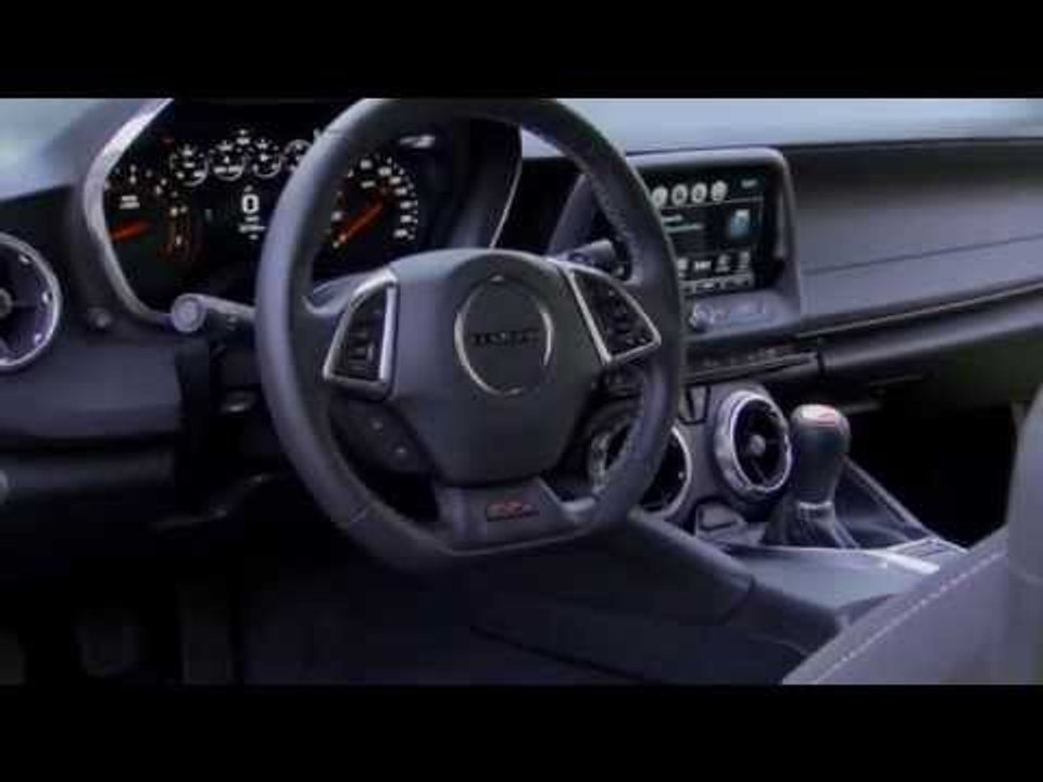 2016 Chevrolet Camaro SS - Interior Design Trailer | AutoMotoTV