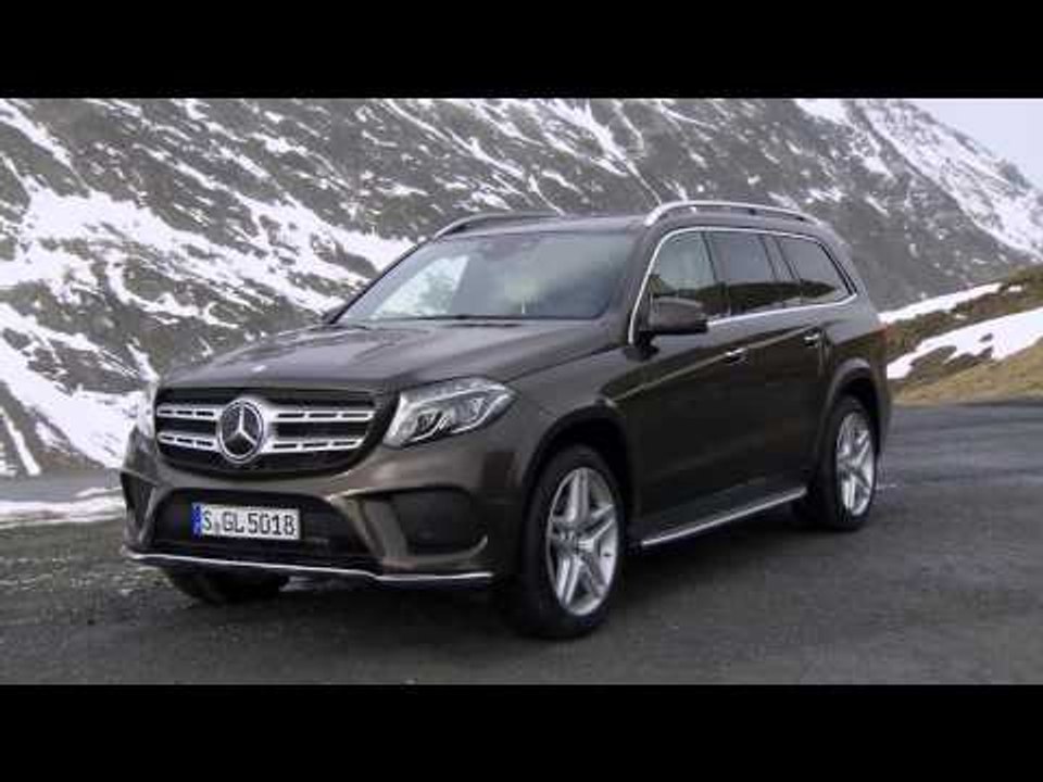 Mercedes-Benz GLS 350d 4MATIC Exterior Design | AutoMotoTV