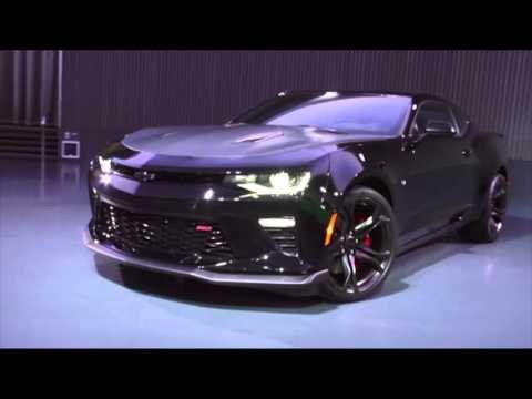 2017 Chevrolet Camaro 1LE SS V8 (Black) Walk-Around and Interior Design Trailer | AutoMotoTV