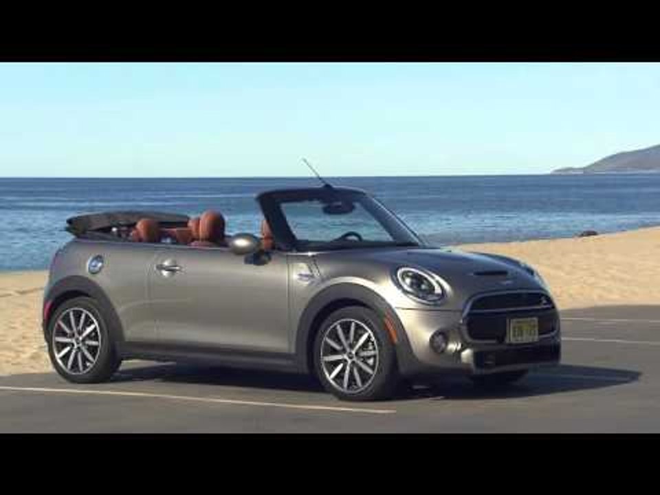 The new MINI Cooper S Convertible Exterior Design in Melting Silver  metallic | AutoMotoTV - video Dailymotion