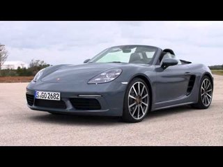 Porsche 718 Boxster in Graphite Blue Metallic Design | AutoMotoTV