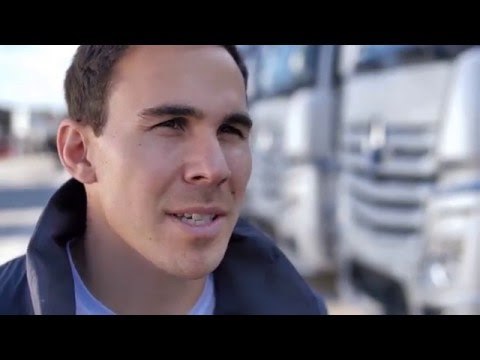 2016 Mercedes-AMG DTM - Interview with Robert Wickens | AutoMotoTV