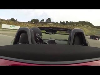 2016 Mazda MX-5 Road Car at Barcelona Parcmotor | AutoMotoTV