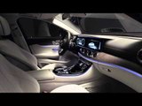 Mercedes-Benz E 320 4MATIC L Sport Sedan Interior Design | AutoMotoTV
