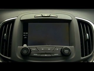 2016 Buick LaCrosse CarPlay Announcement Apple CarPlay Maps | AutoMotoTV