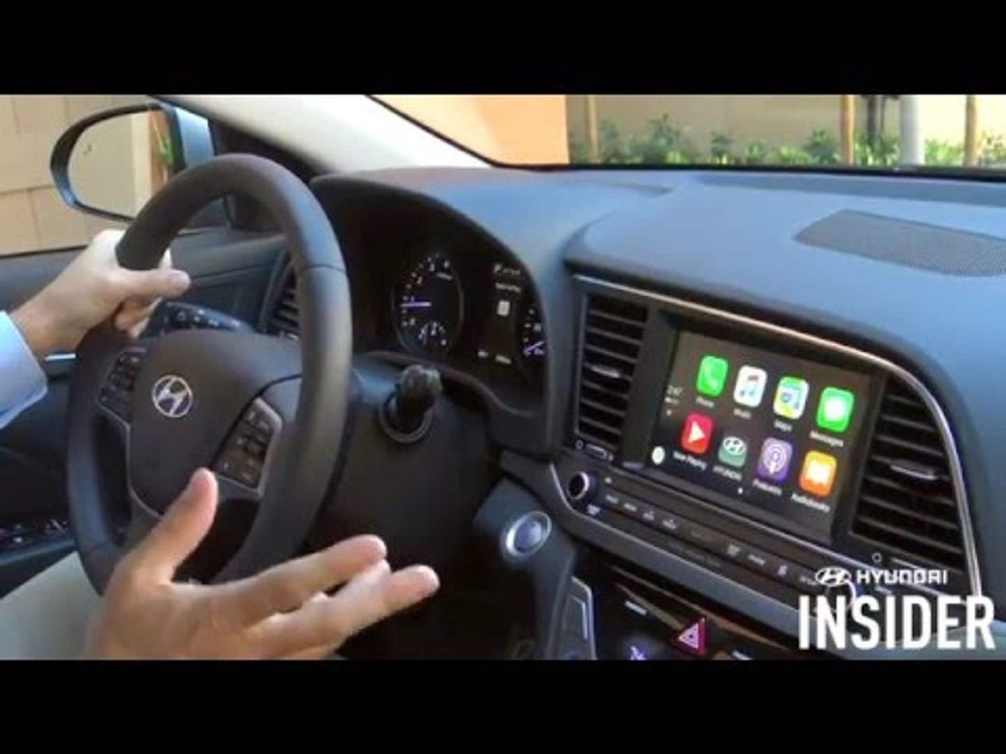 ⁣Hyundai Insider - Apple CarPlay - Music | AutoMotoTV