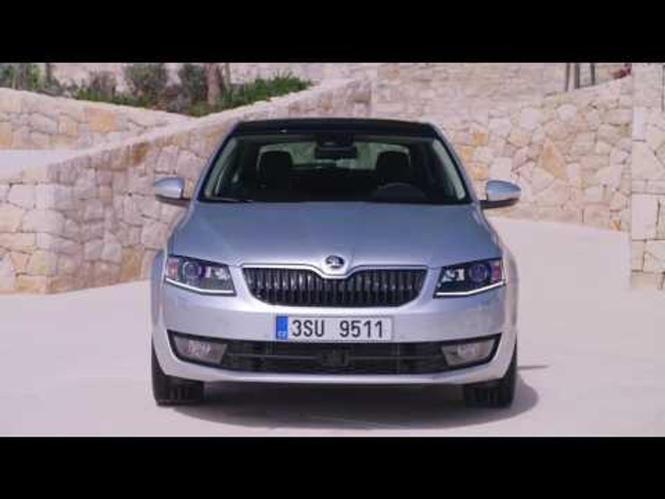SKODA OCTAVIA Test Drive 2016 - Exterior Design | AutoMotoTV