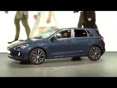 Hyundai i30 Presentation at the Paris Motor Show 2016 | AutoMotoTV