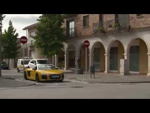 Audi R8 Spyder Driving Video in Yellow Trailer | AutoMotoTV