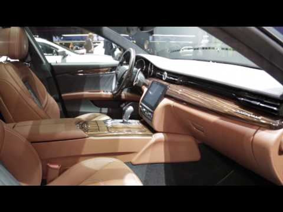 Maserati Quattroporte Interior Design in Blue Trailer | AutoMotoTV