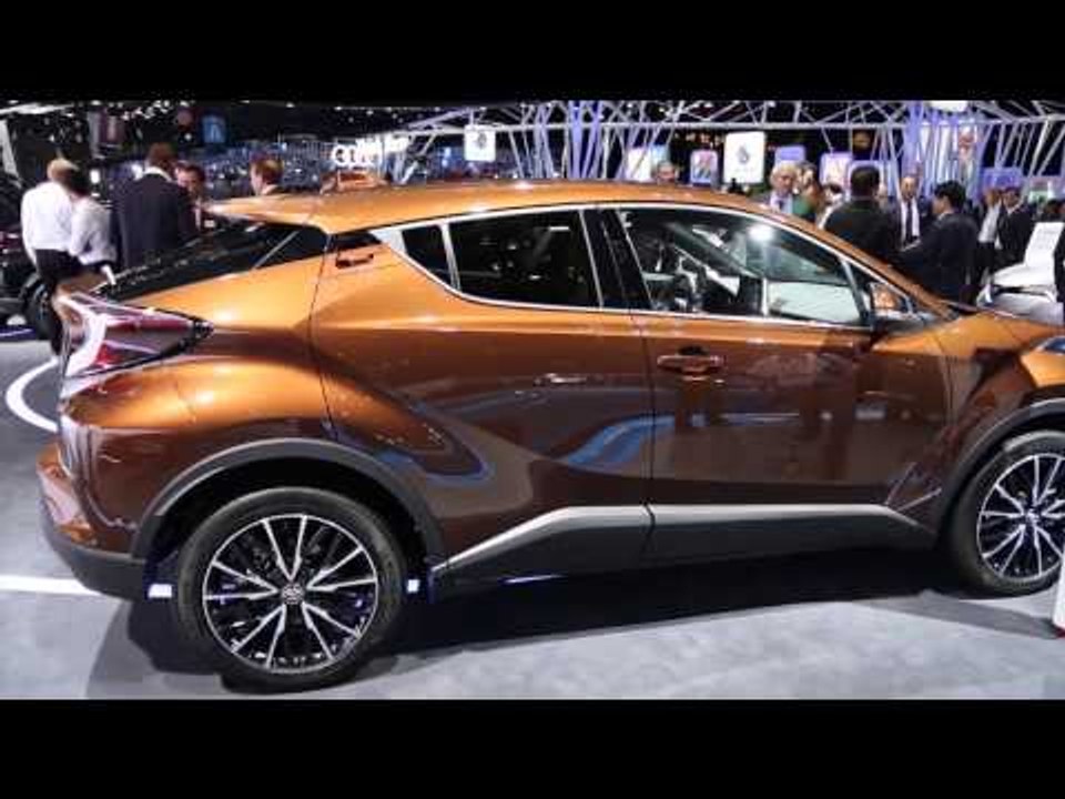 Toyota C-HR Exterior Design | AutoMotoTV